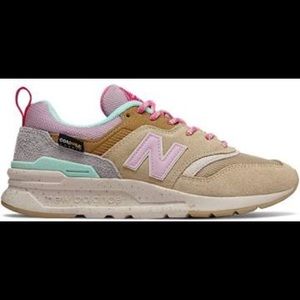 NEW BALANCE 997H SNEAKER